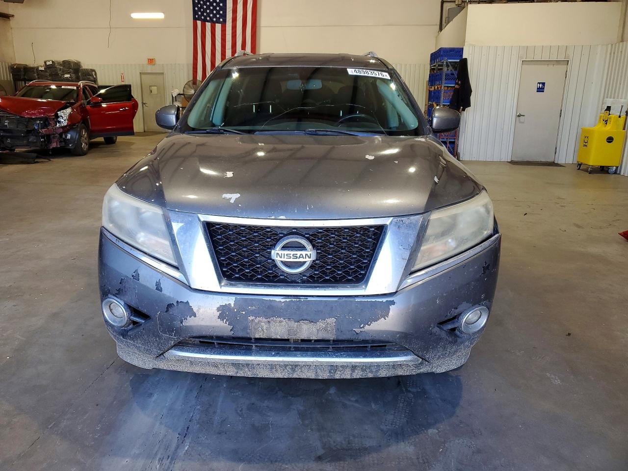Nissan Pathfinder Sv
