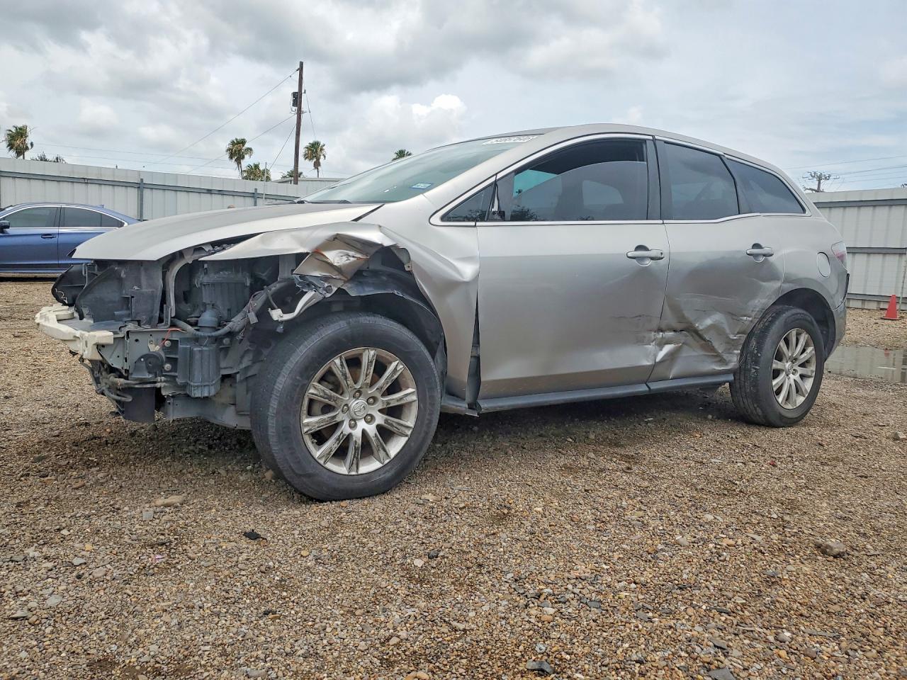 Salvage Mazda Cx Image