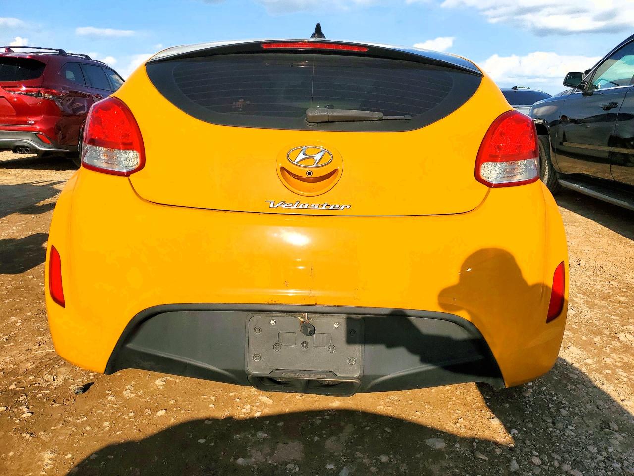 Hyundai VELOSTER Base
