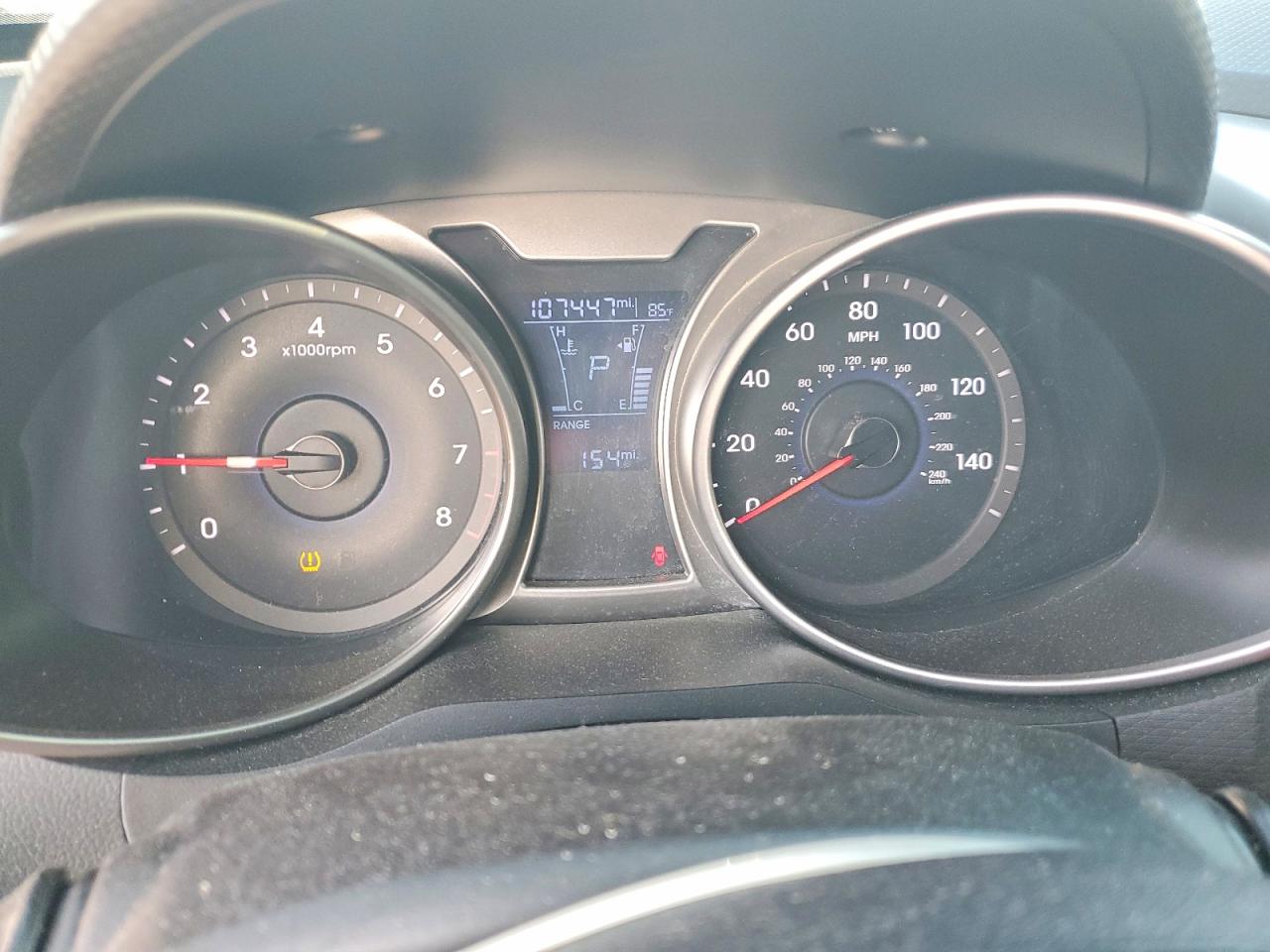 Hyundai VELOSTER Base
