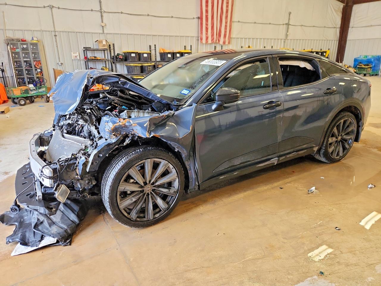 Salvage Toyota Crown Nigh Image
