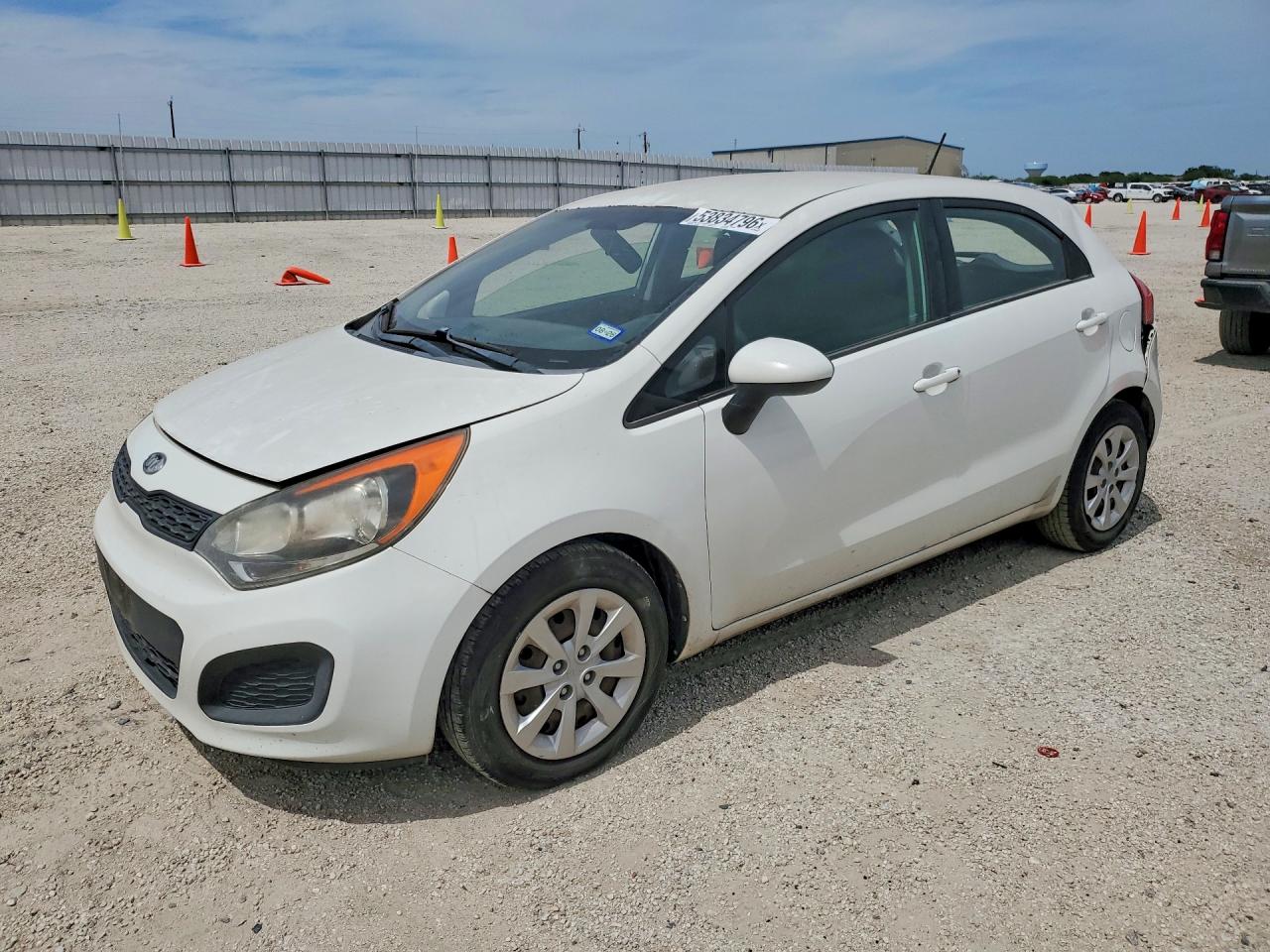 Salvage Kia Rio Image