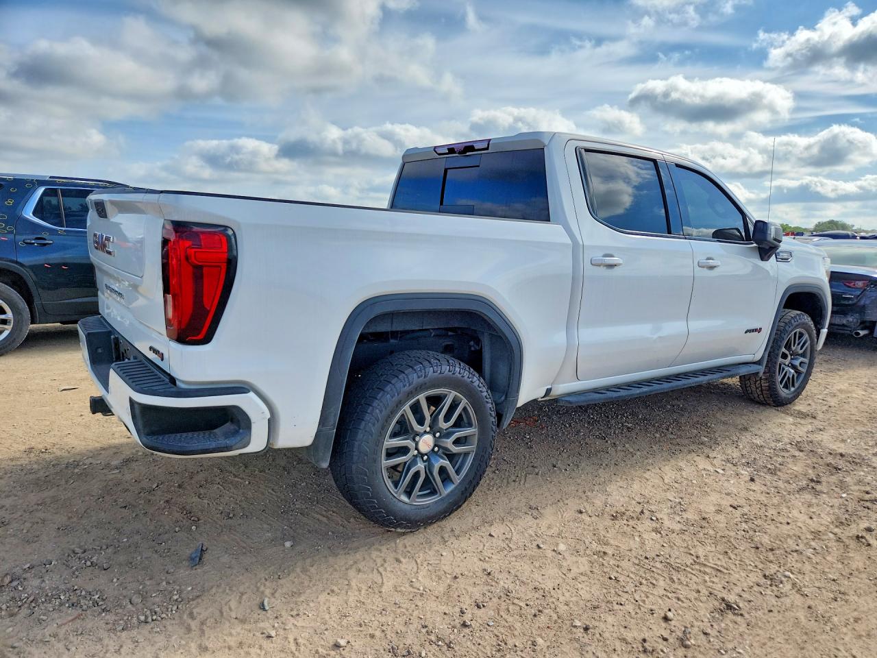 GMC Sierra K1500 At4