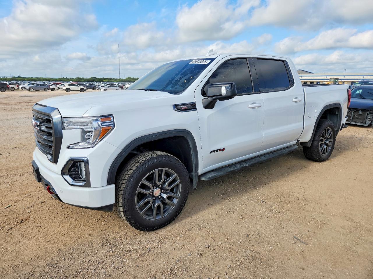 Salvage GMC Sierra Image