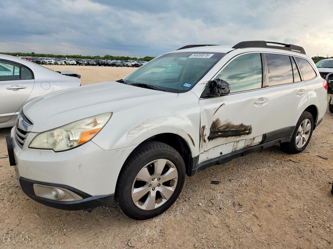 Salvage Subaru Outback Image