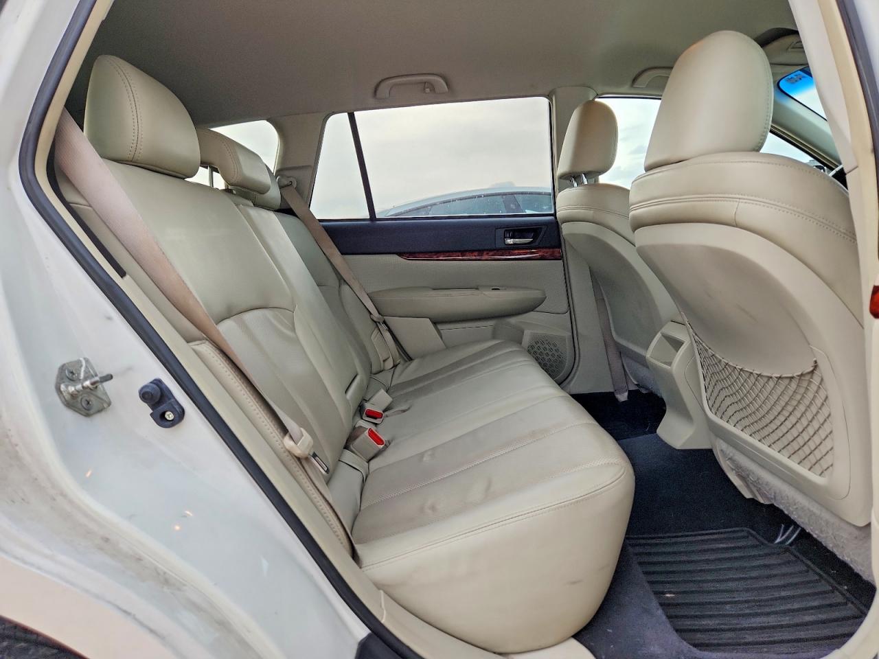 Subaru Outback 3.6r Limited