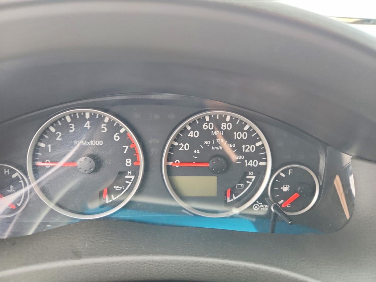 Nissan Pathfinder S