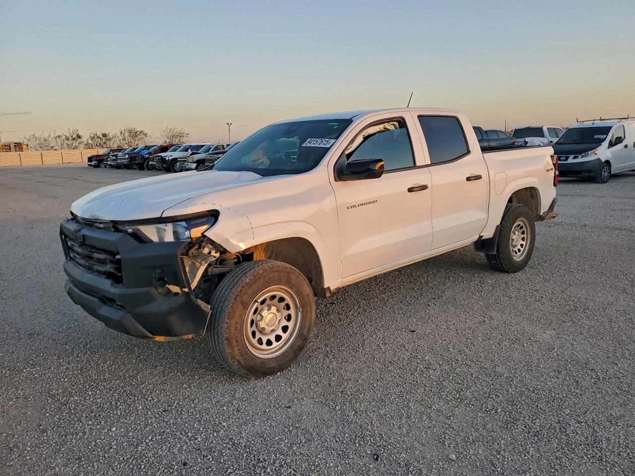 Salvage Chevrolet Colorado Image