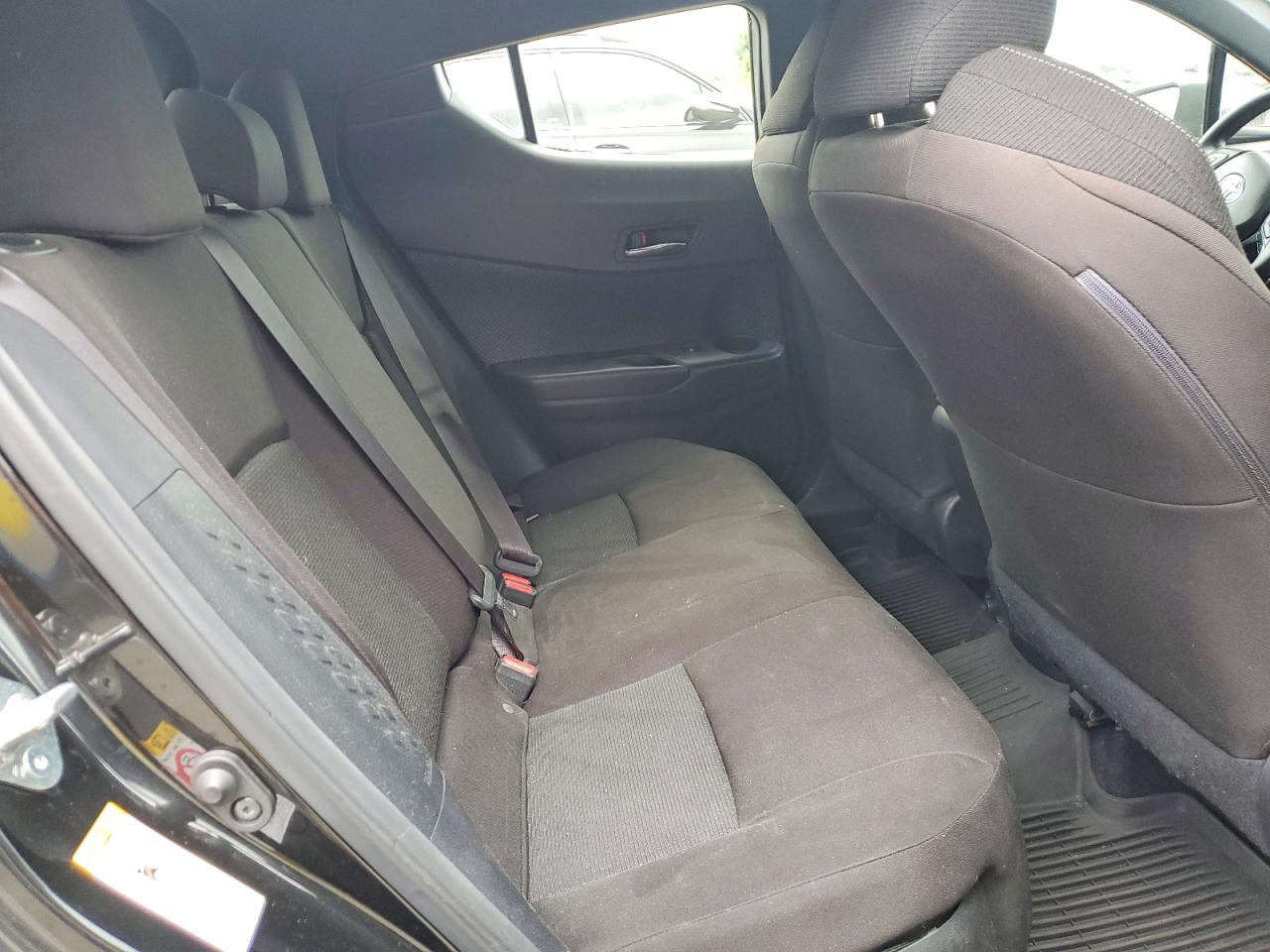 Toyota C-hr Le Le