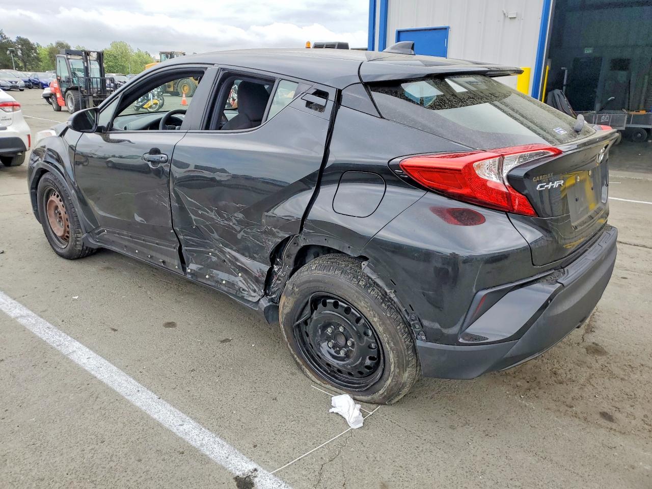 Toyota C-hr Le Le