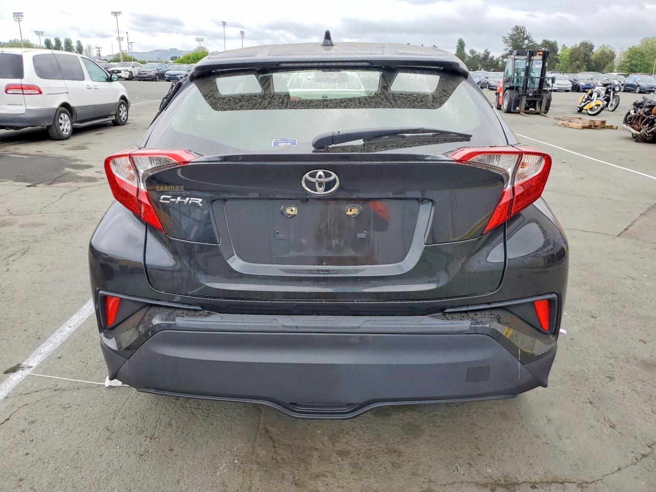 Toyota C-hr Le Le