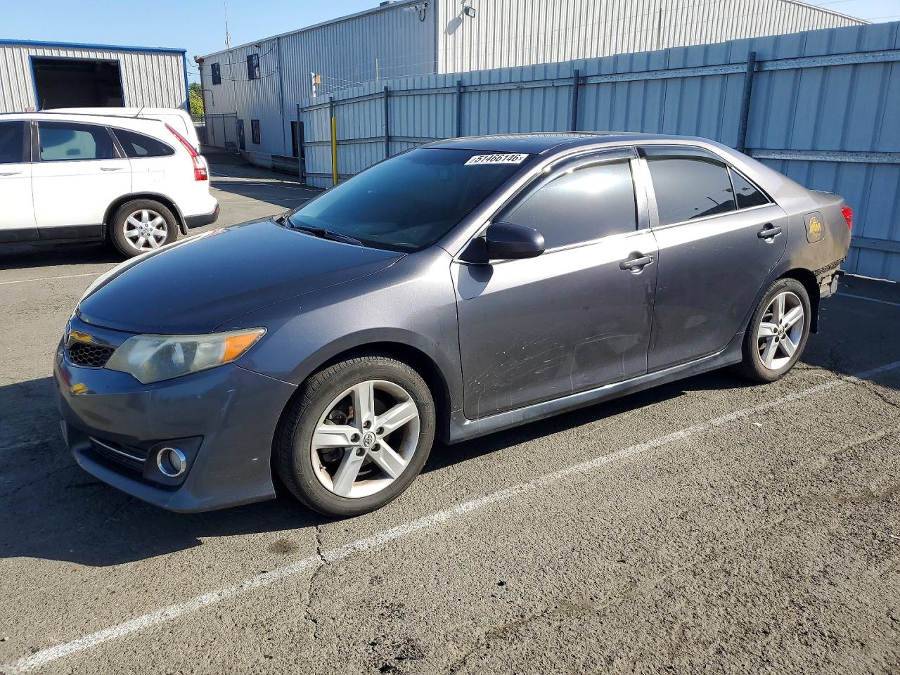 Salvage Toyota Camry Image