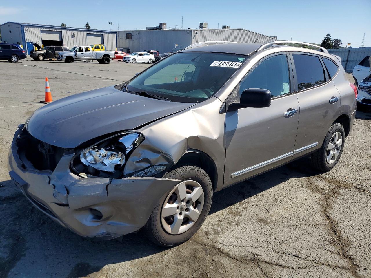 Salvage Nissan Rogue Image