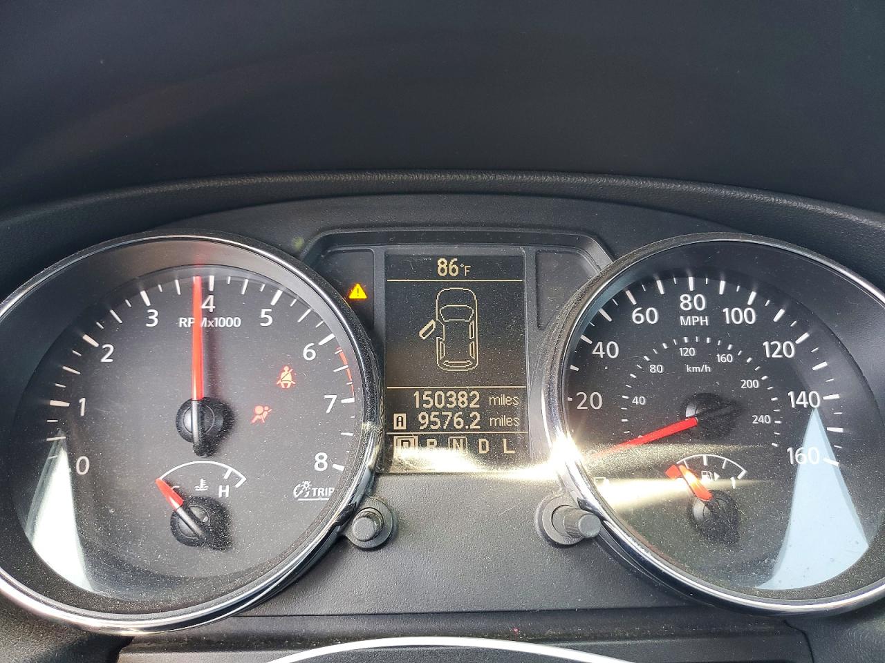 Nissan Rogue S