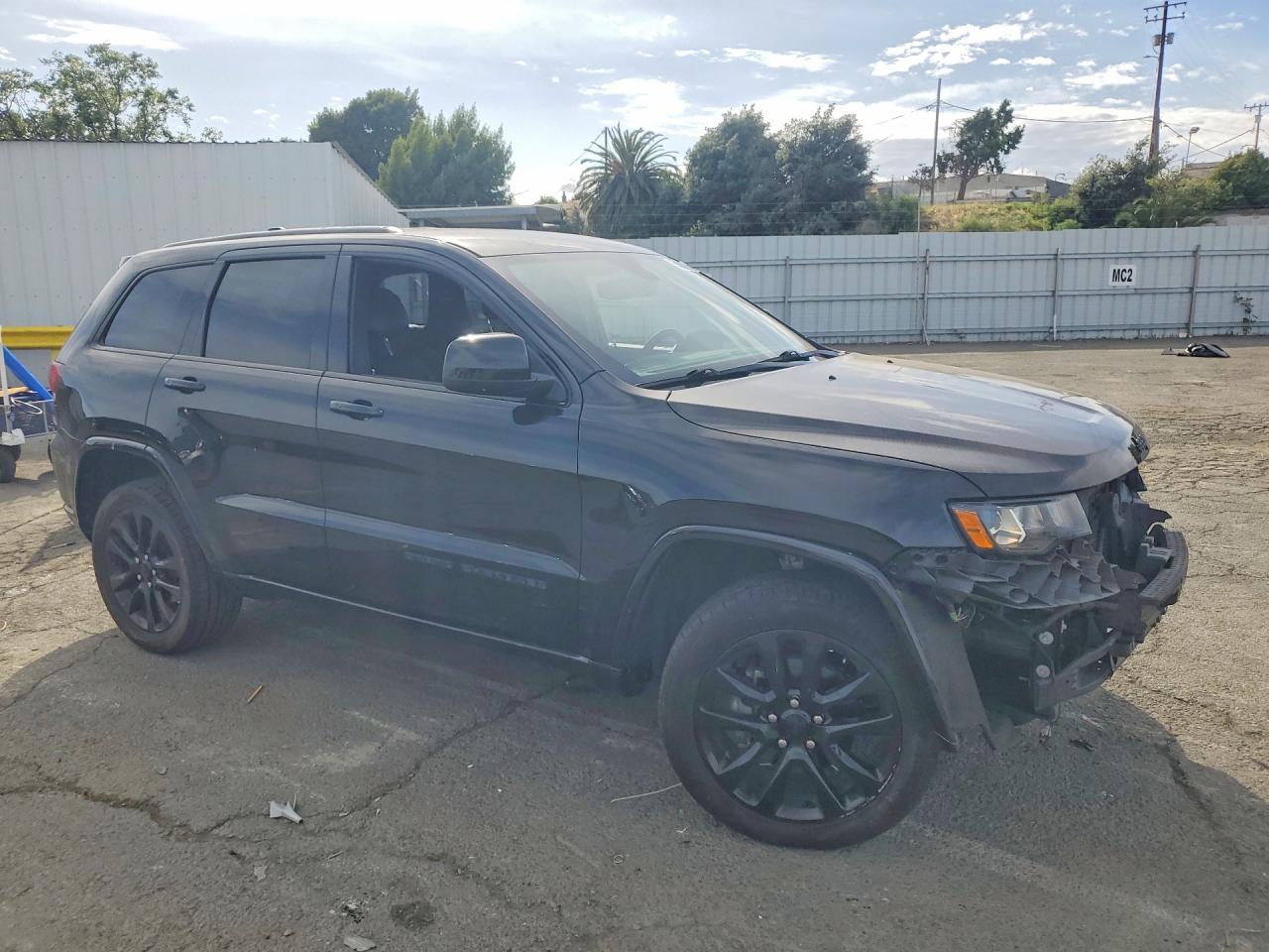 Jeep Cherokee Laredo