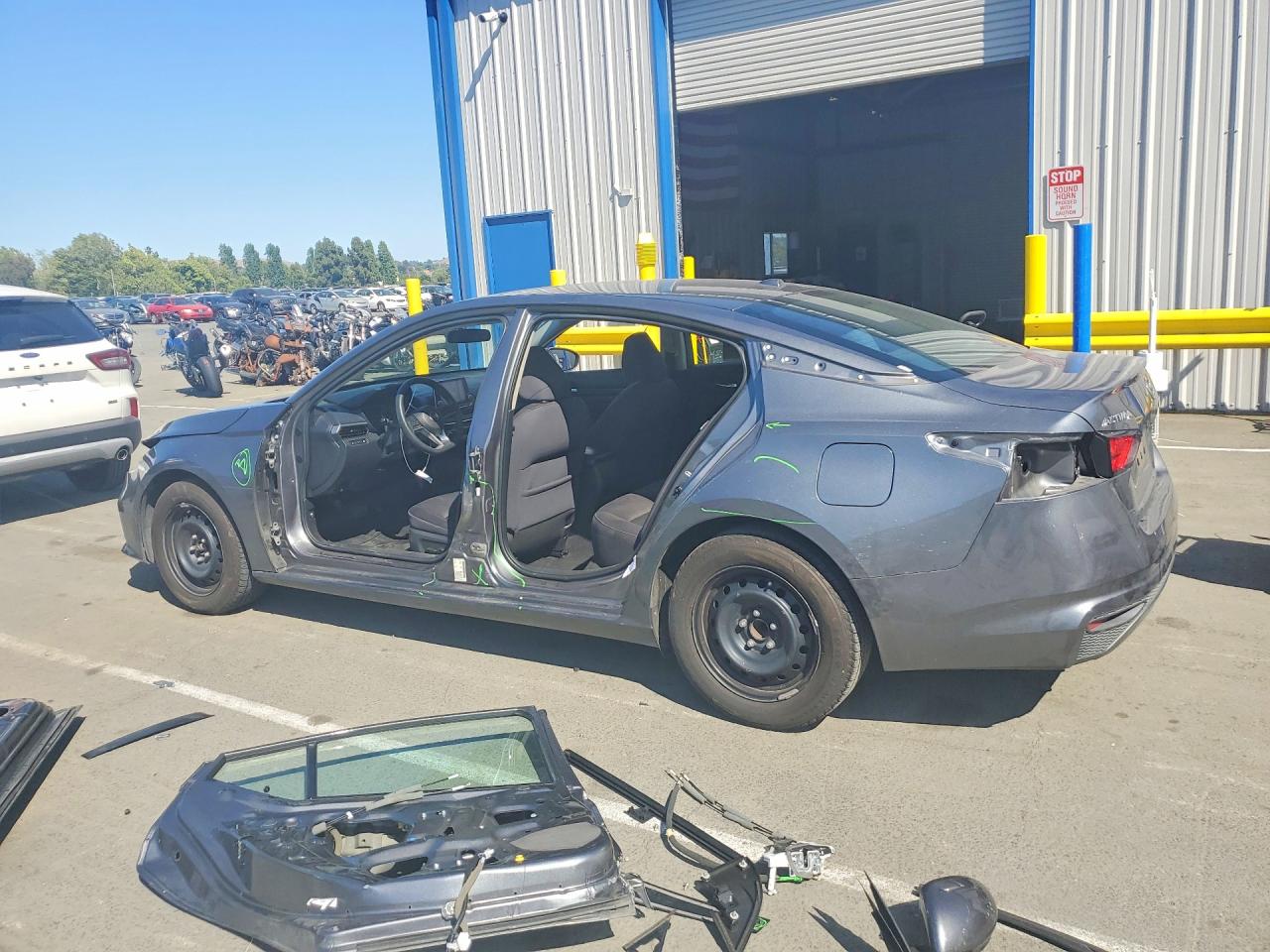 Nissan Altima S