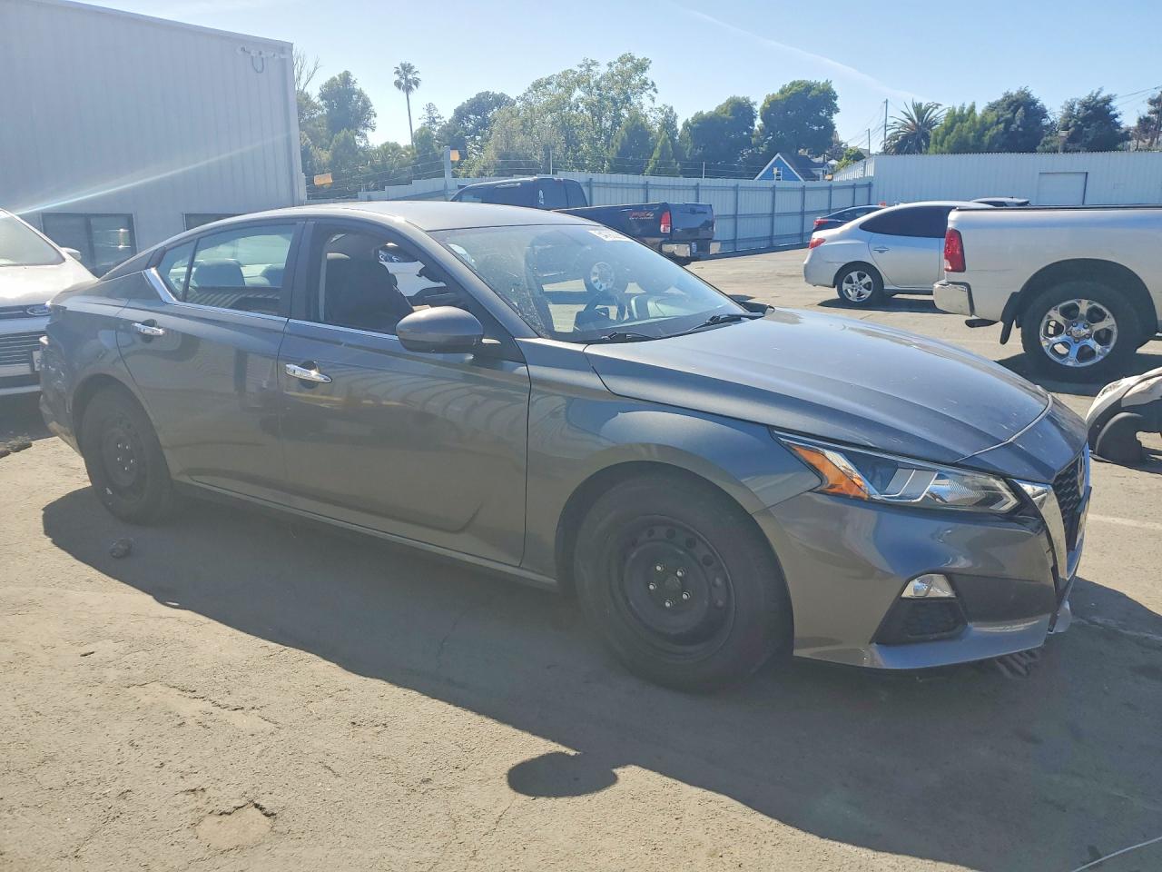 Nissan Altima S