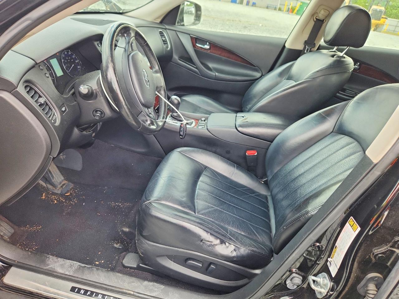INFINITI Qx Base