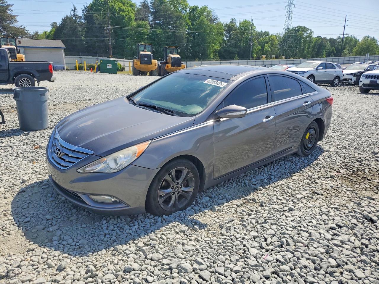 Salvage Hyundai SONATA Image