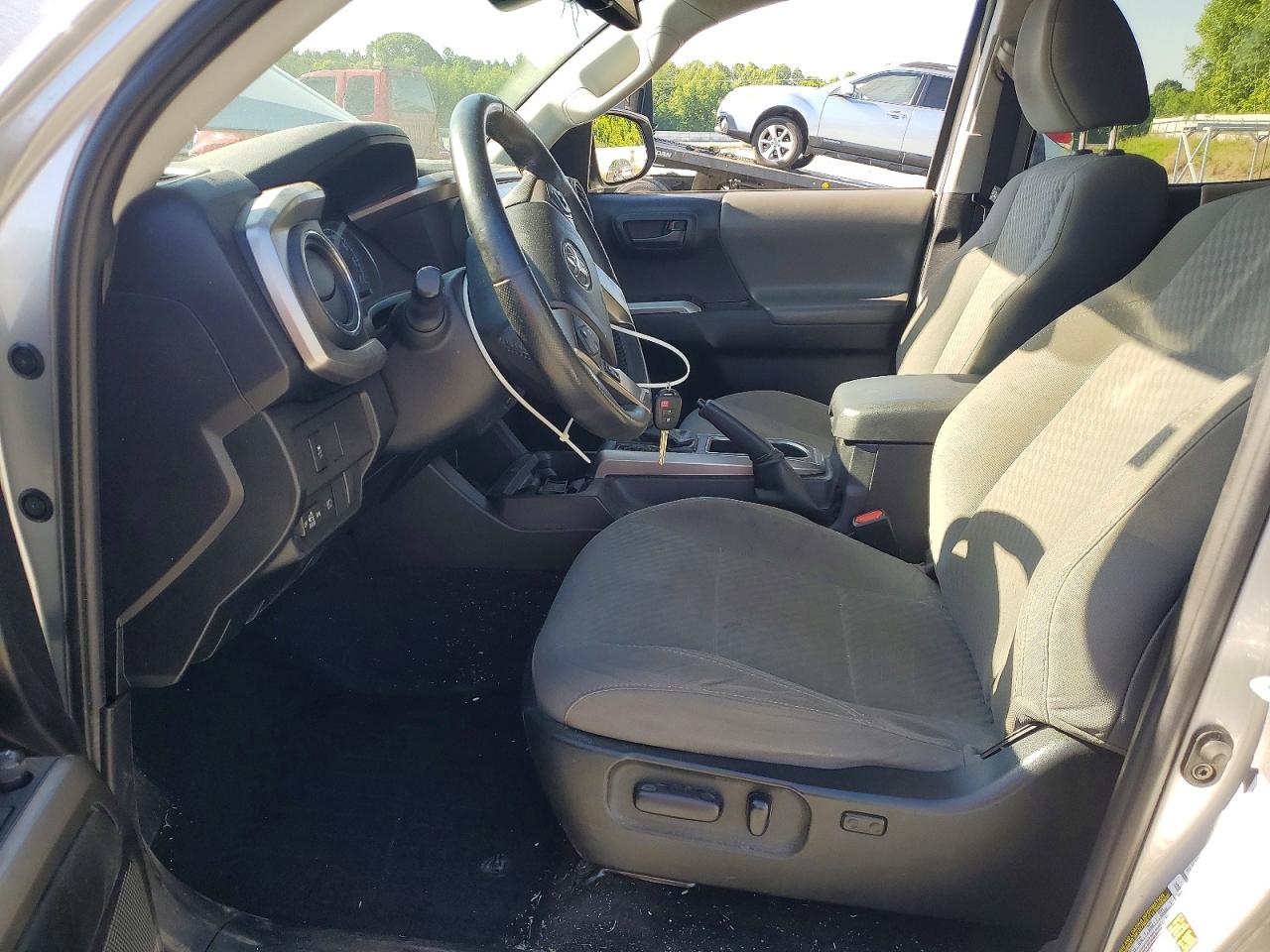 Toyota Tacoma Sr5 V6