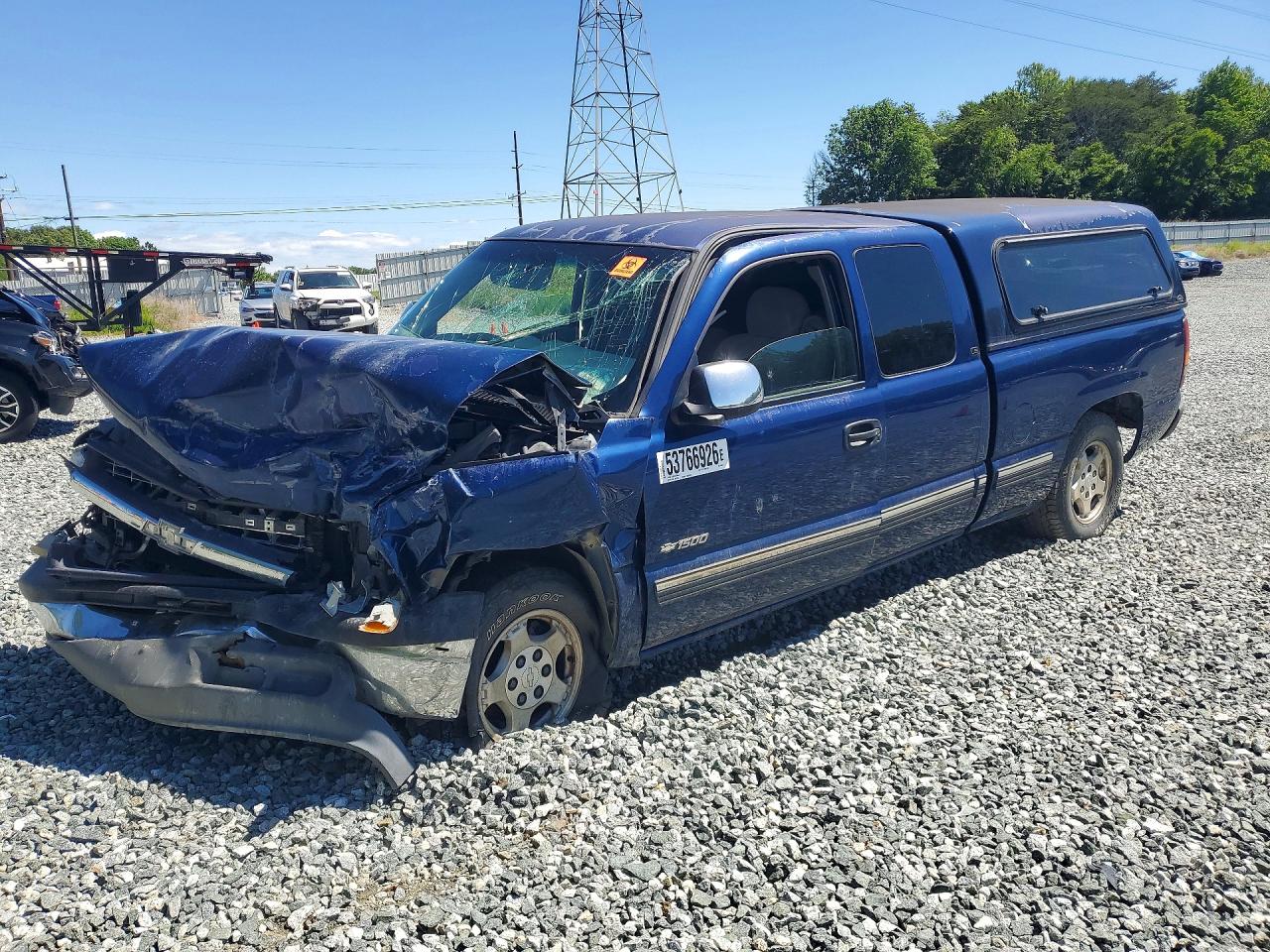 Salvage Chevrolet Silverado Image