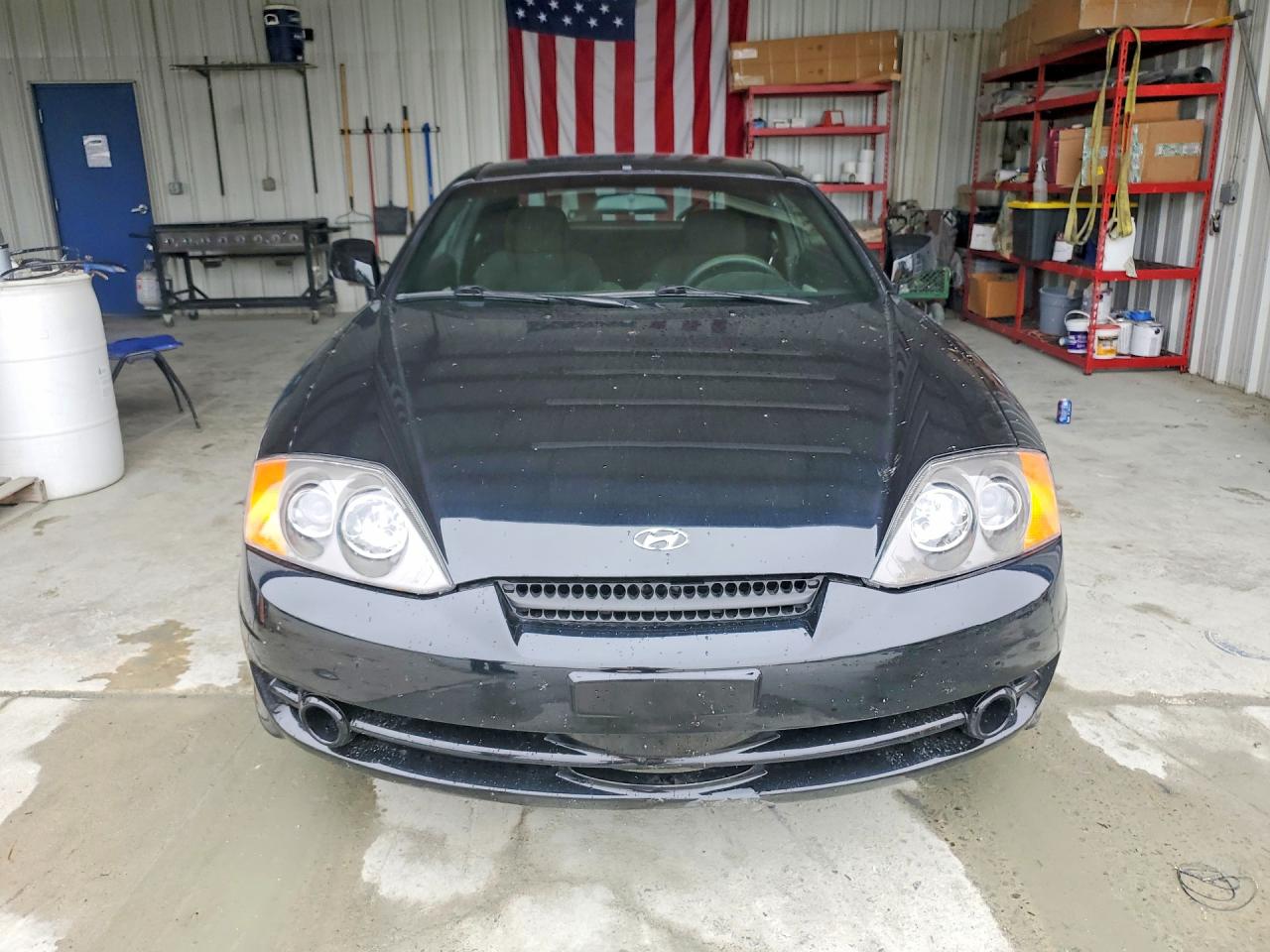 Hyundai Tiburon Base