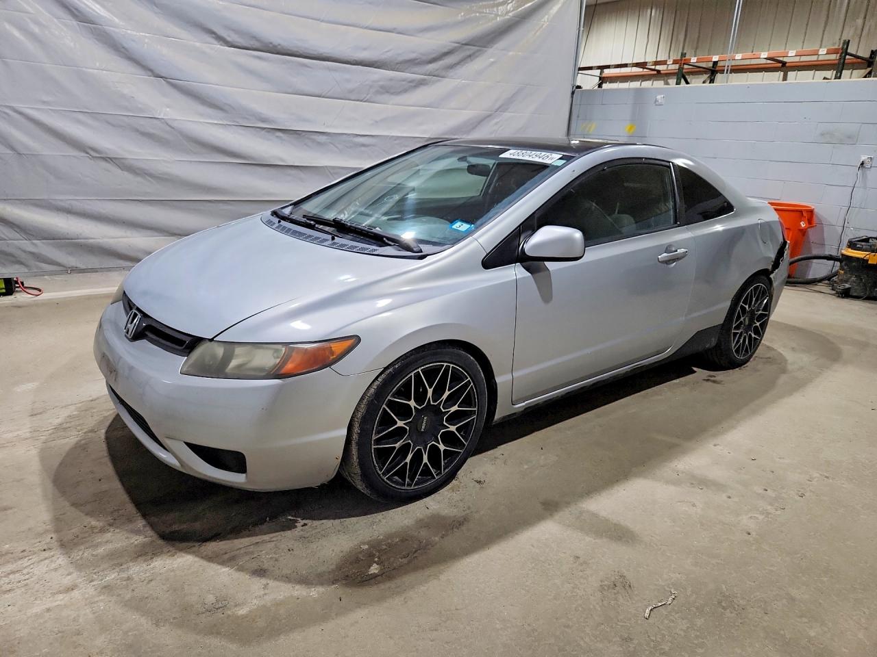 Salvage Honda Civic Image