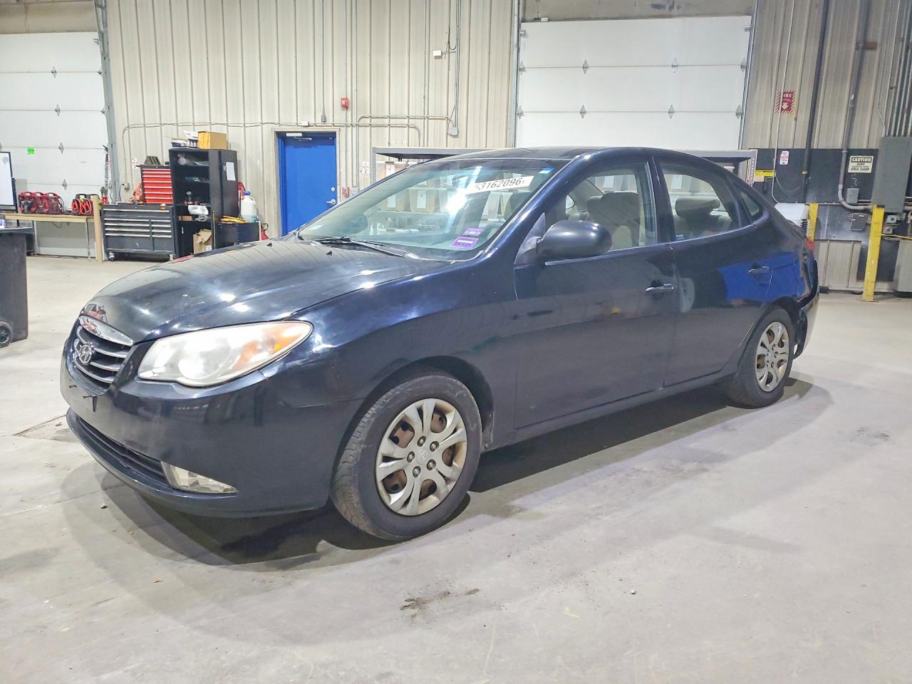 Salvage Hyundai ELANTRA Image