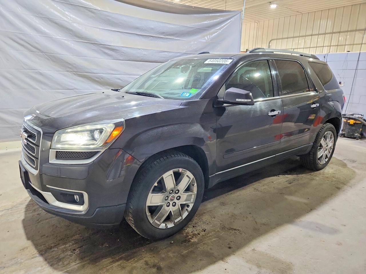 Salvage GMC Acadia Image