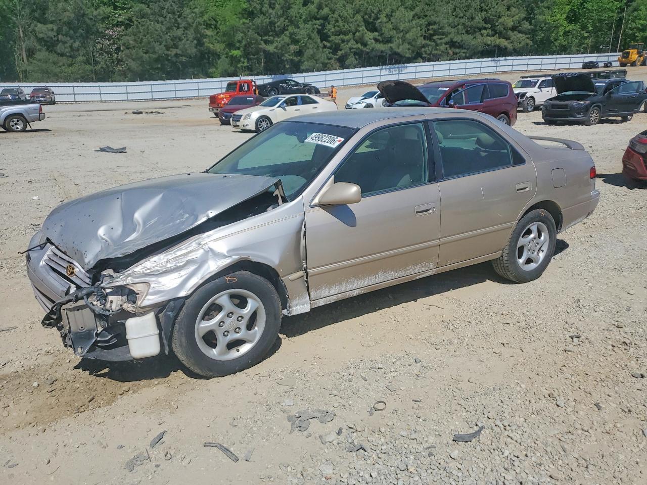 Salvage Toyota Camry Image