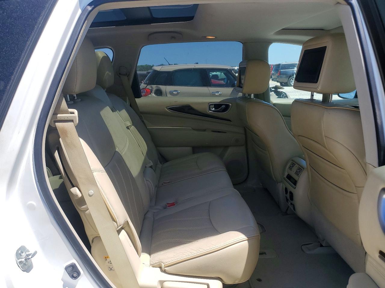INFINITI JX35 Base