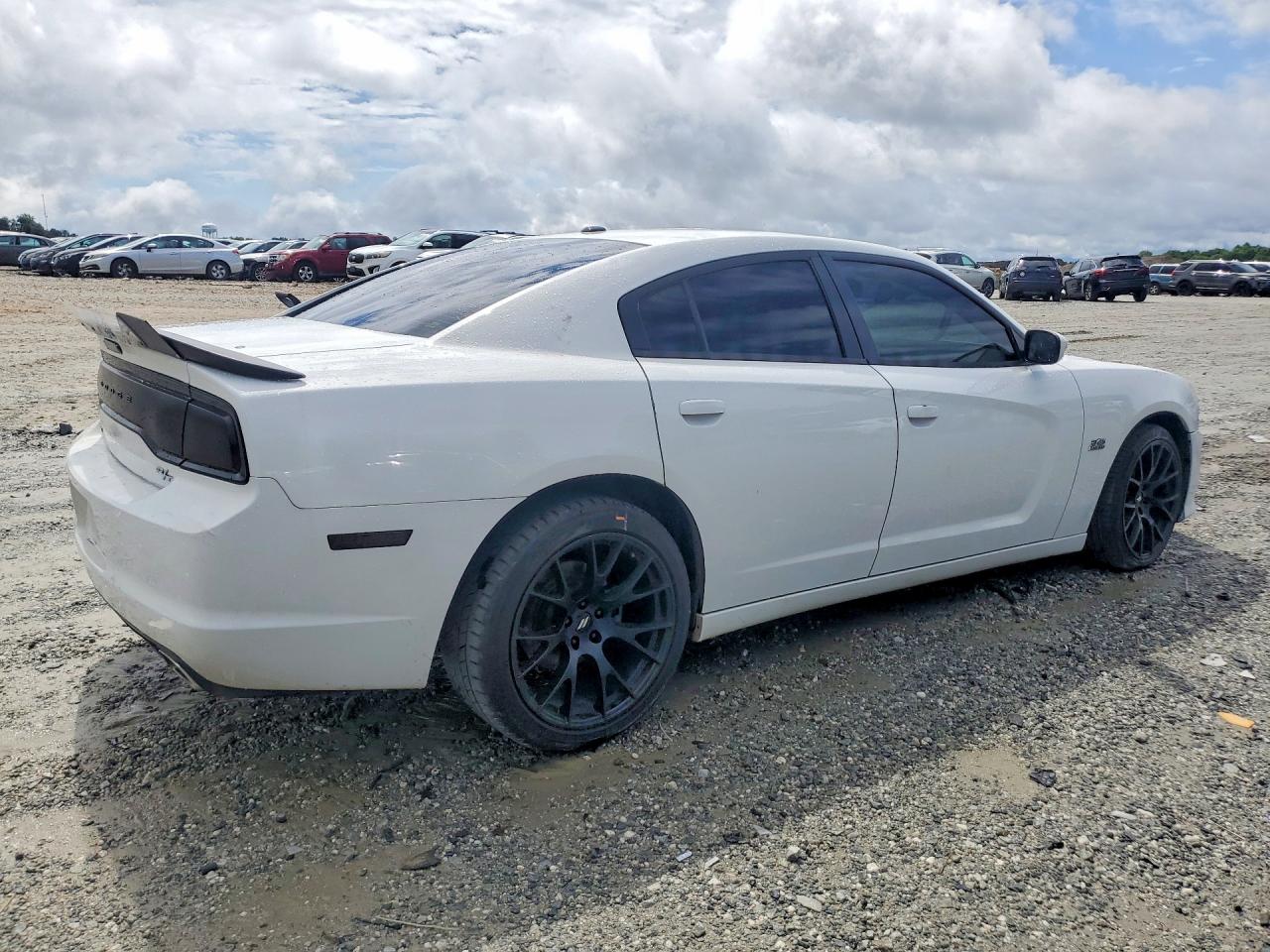 Dodge Charger R
