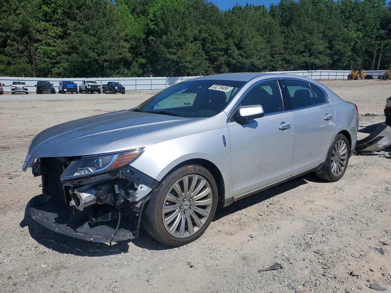 Salvage Lincoln MKS Image