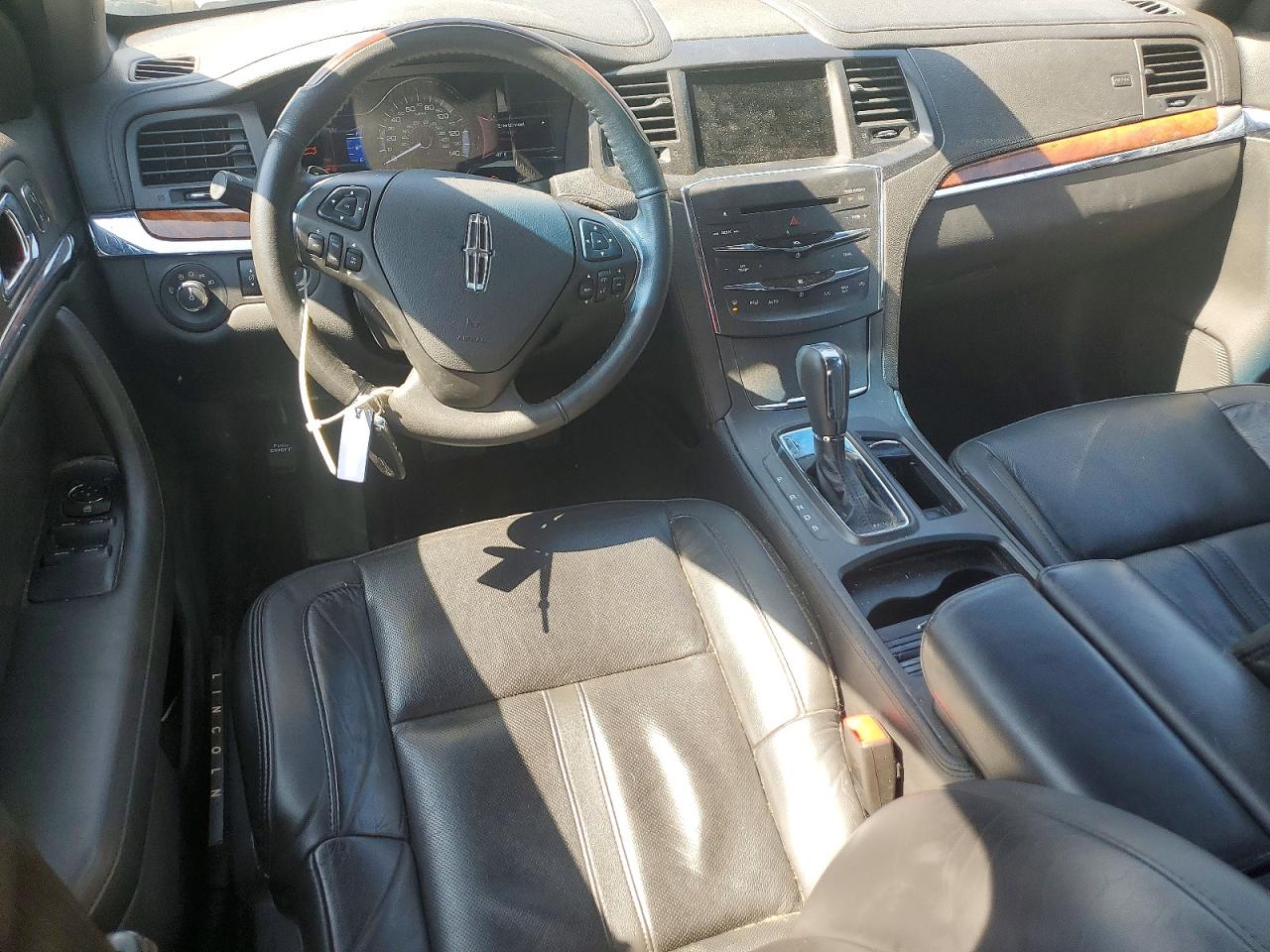 Lincoln MKS