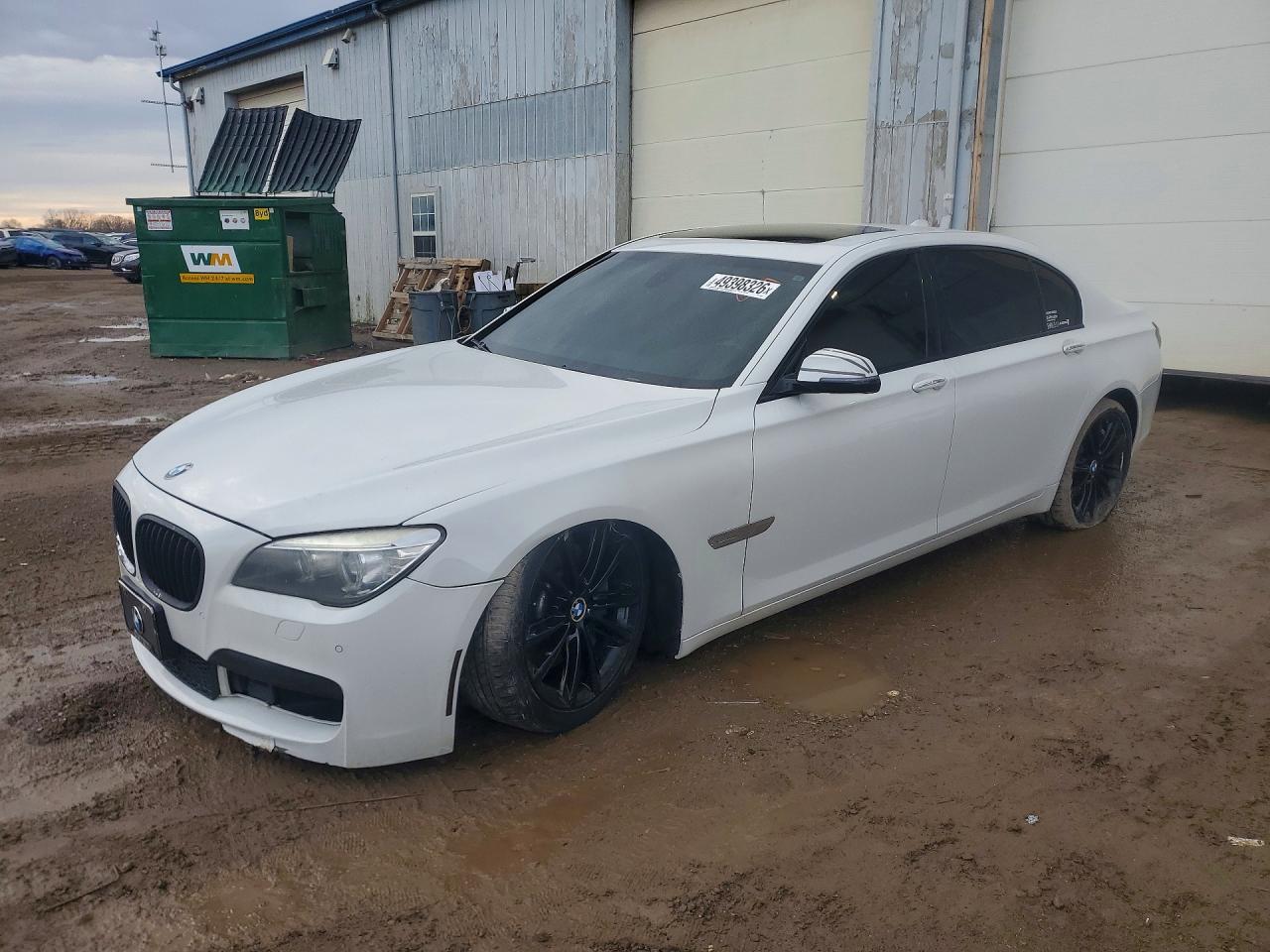 Salvage BMW 7 Series Image
