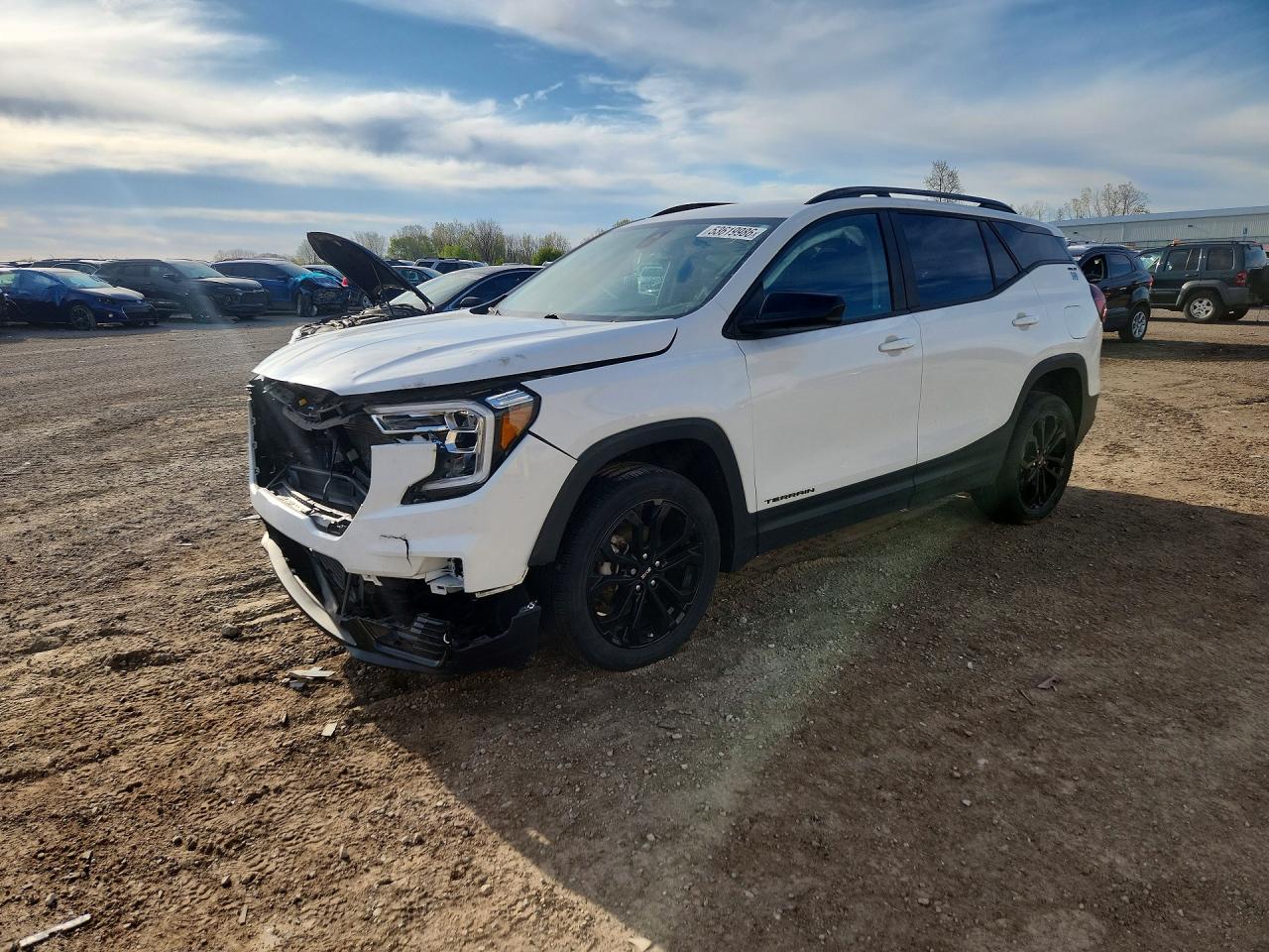 Salvage GMC Terrain Image