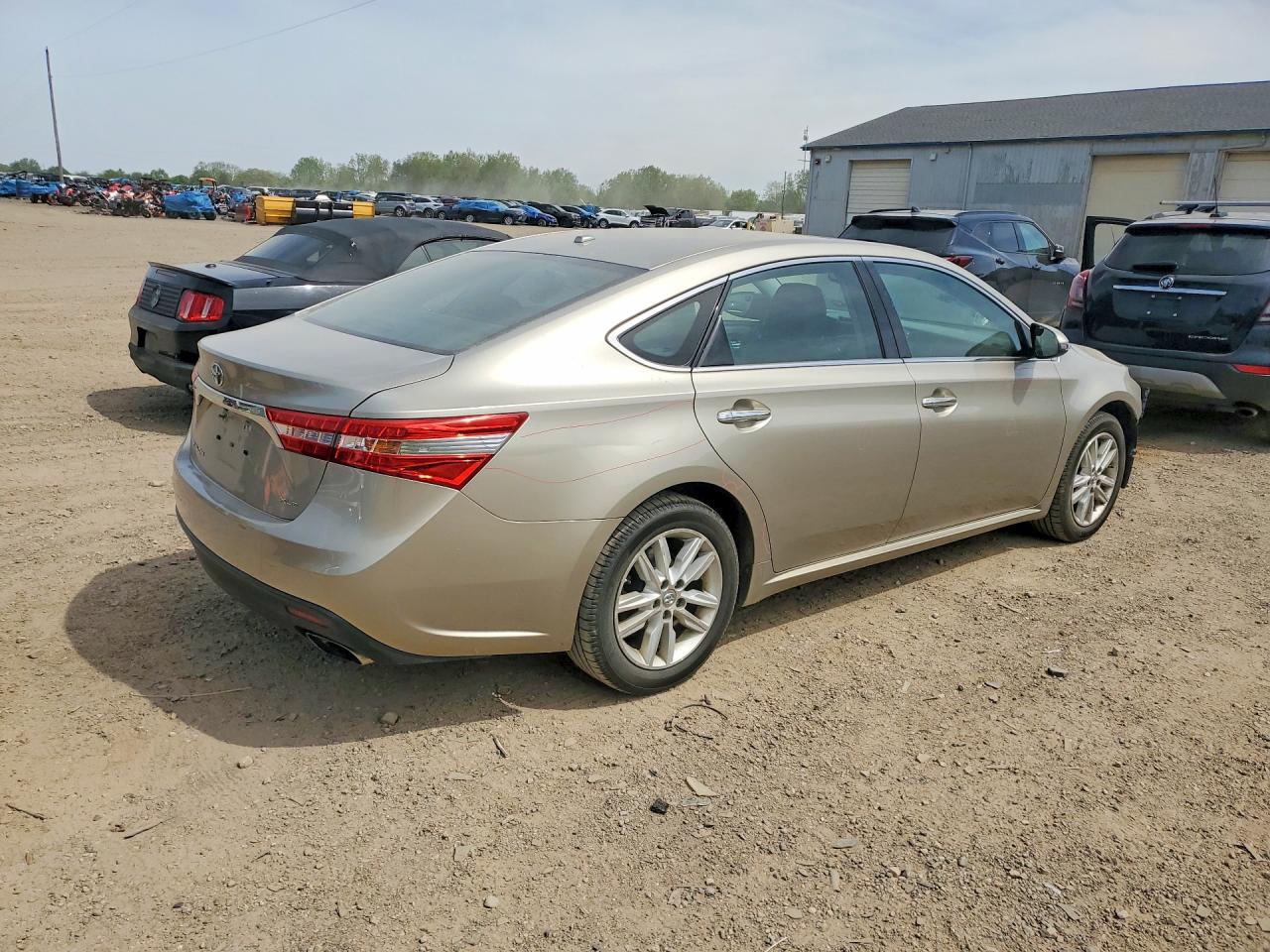 Toyota Avalon Xle Premium