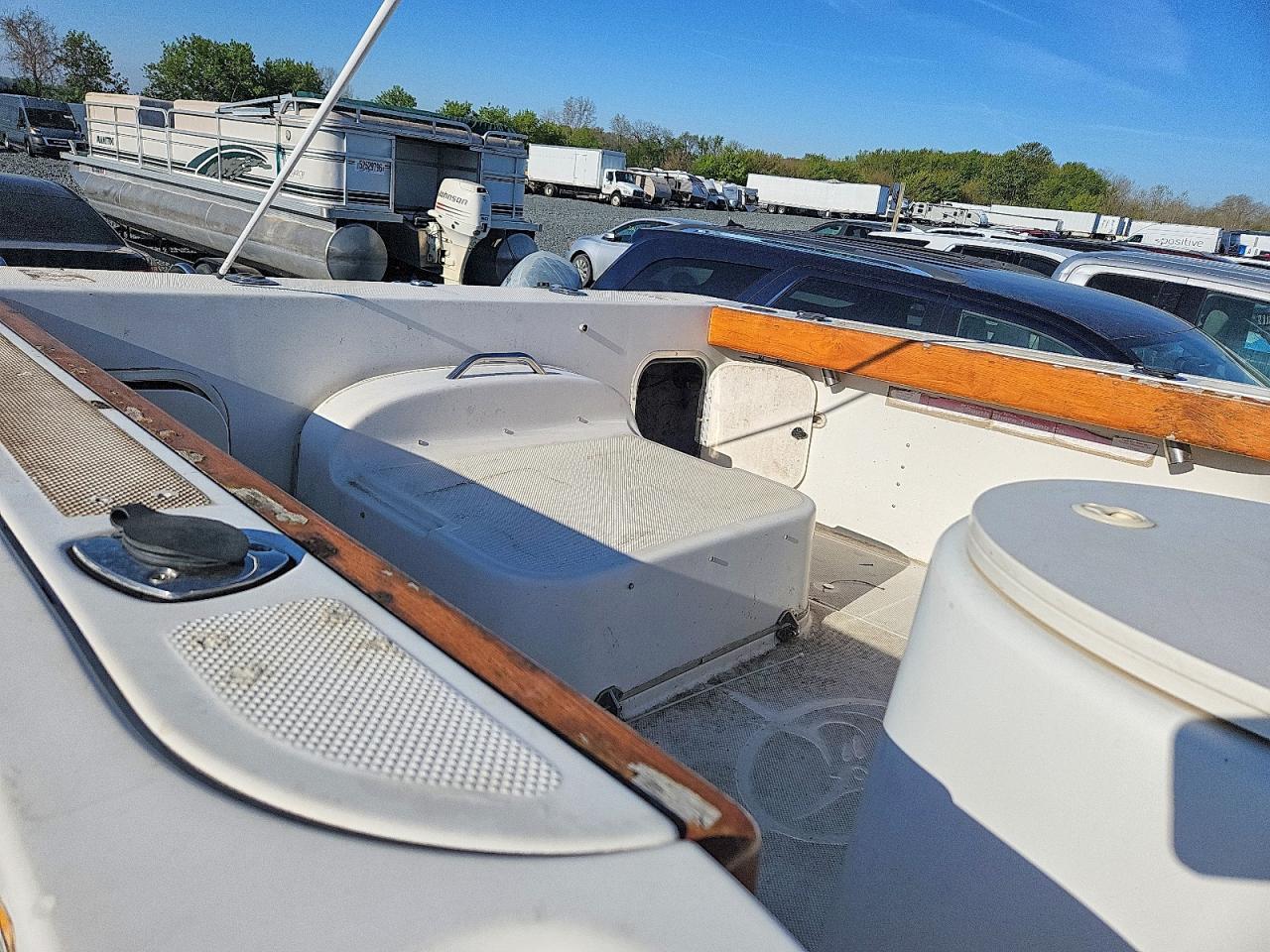 Bayliner Boat