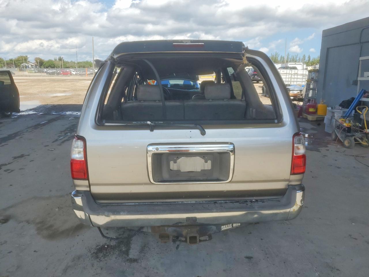 Toyota 4Runner Sr5