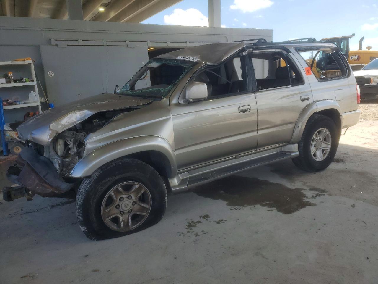 Salvage Toyota 4Runner Image