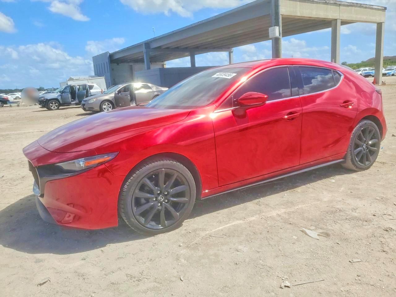 Salvage Mazda 3 Image