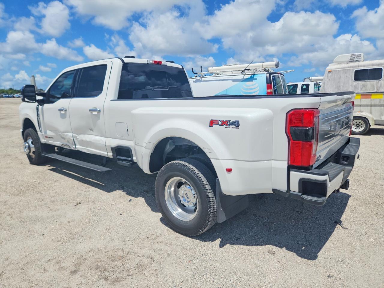 Ford F-350 Super Duty
