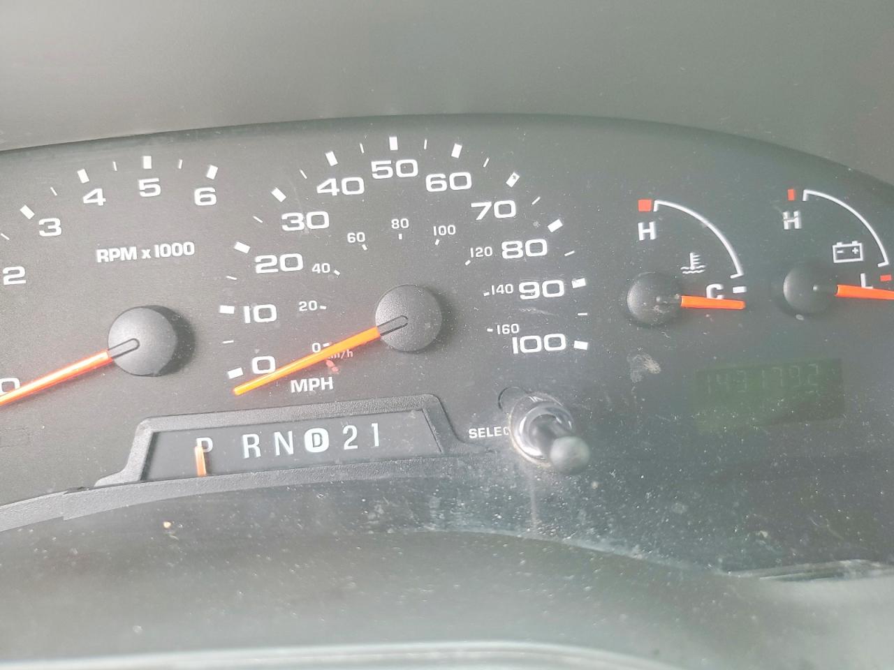 Ford Econoline E250 Van