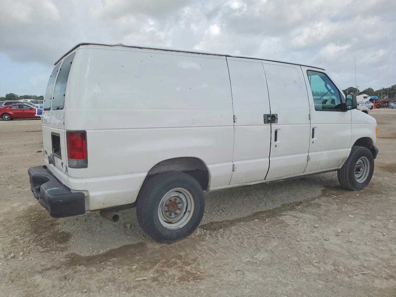 Ford Econoline E250 Van