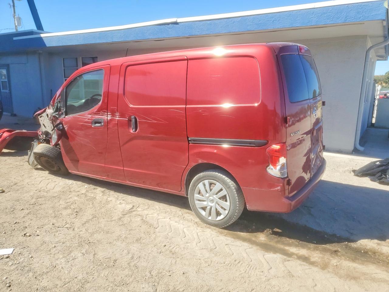Nissan Nv 2.5s