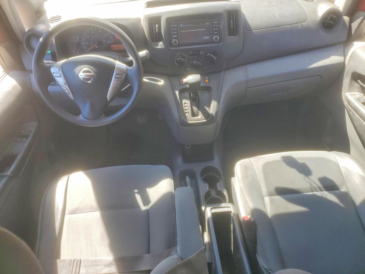 Nissan Nv 2.5s