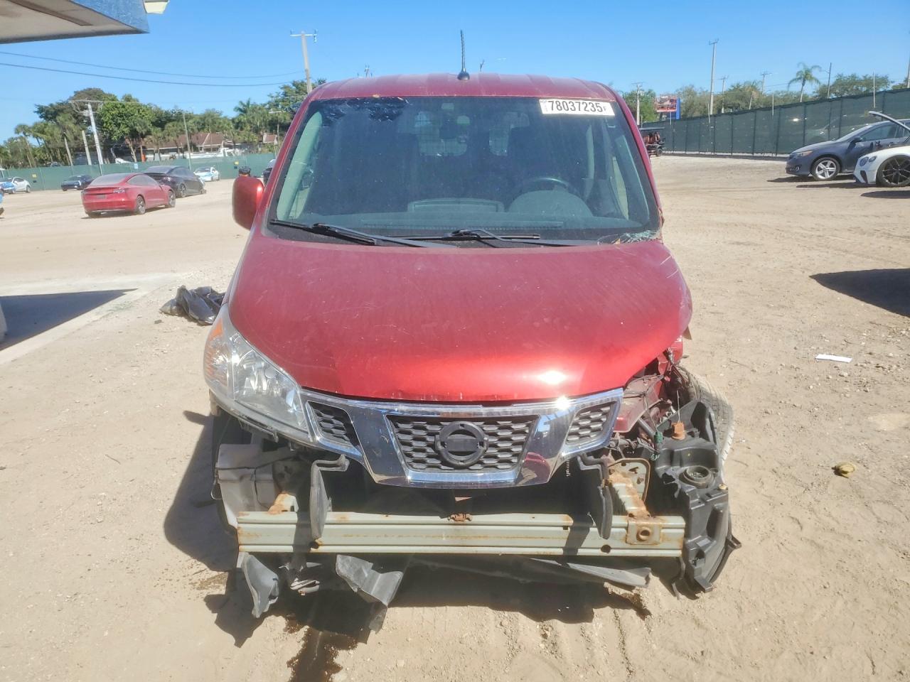 Nissan Nv 2.5s