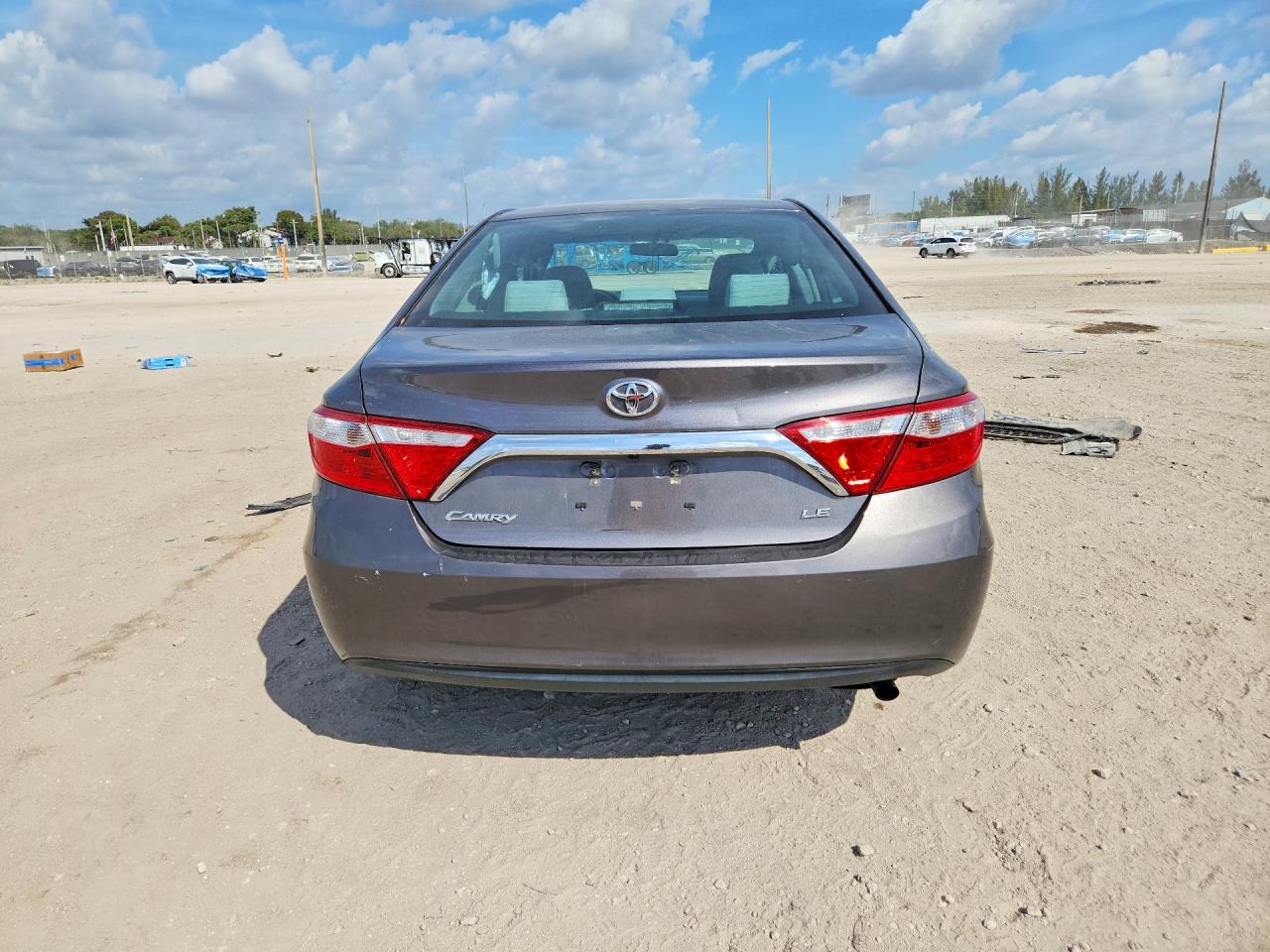 Toyota Camry Le