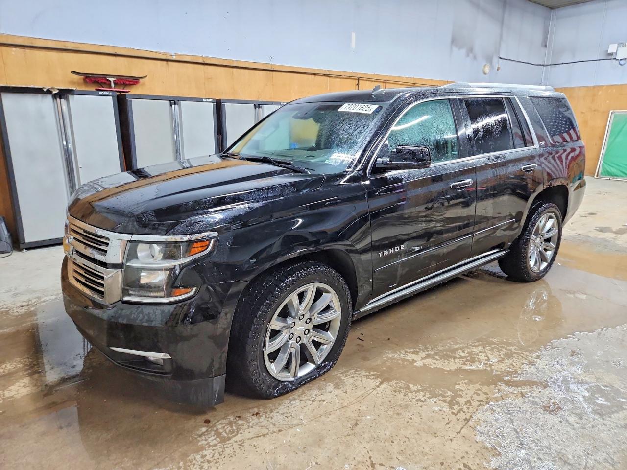 Salvage Chevrolet Tahoe Image