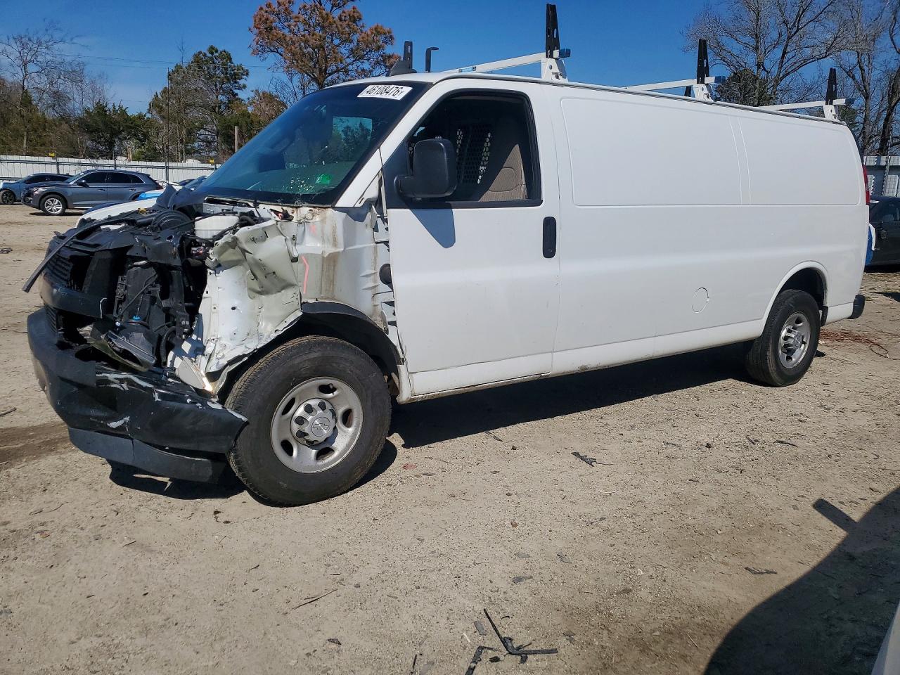 Salvage Chevrolet Express Image